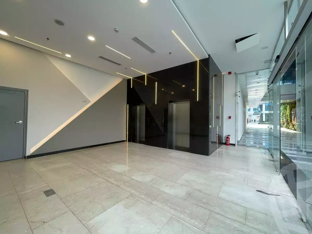 https://aqarmap.com.eg/ar/listing/6306906-for-sale-cairo-el-sheikh-zayed-city-compounds-tryfywm-zyd-nm-llttwyr