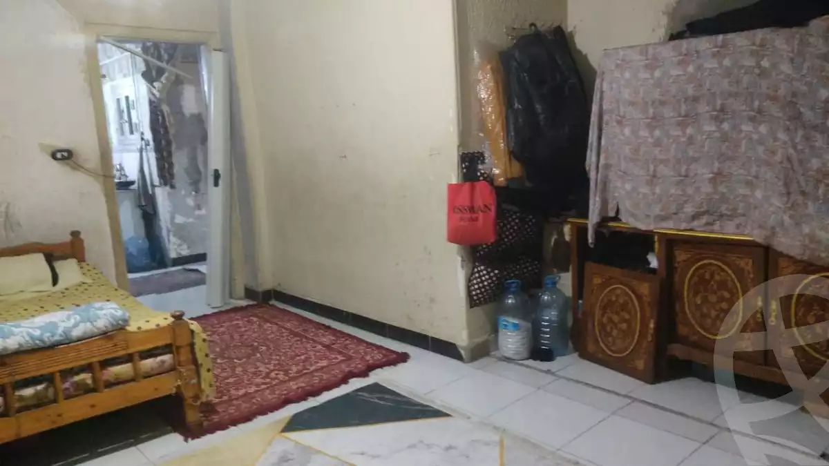 https://aqarmap.com.eg/en/listing/6307004-for-sale-alexandria-moharram-bey-erfan-st