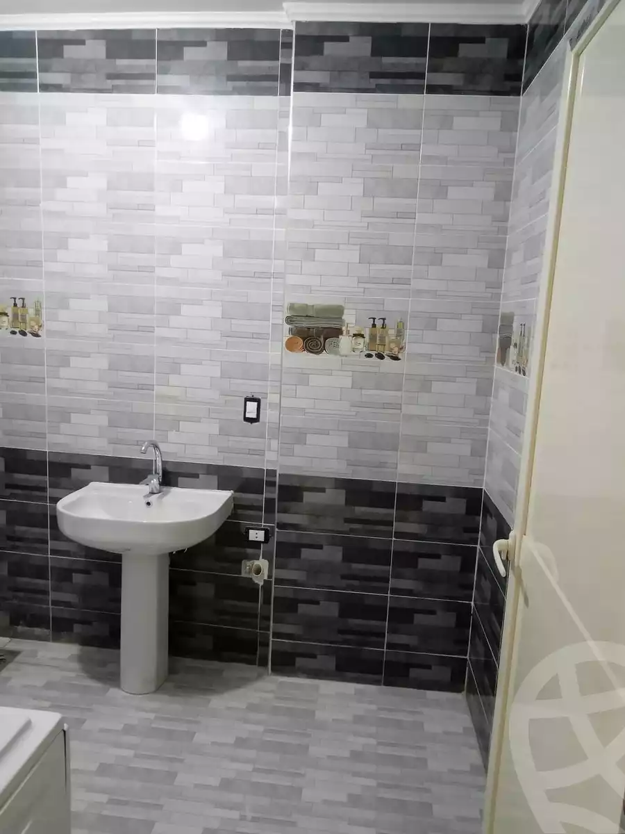 https://aqarmap.com.eg/en/listing/6308735-for-sale-cairo-ain-shams-mnshy-lthryr