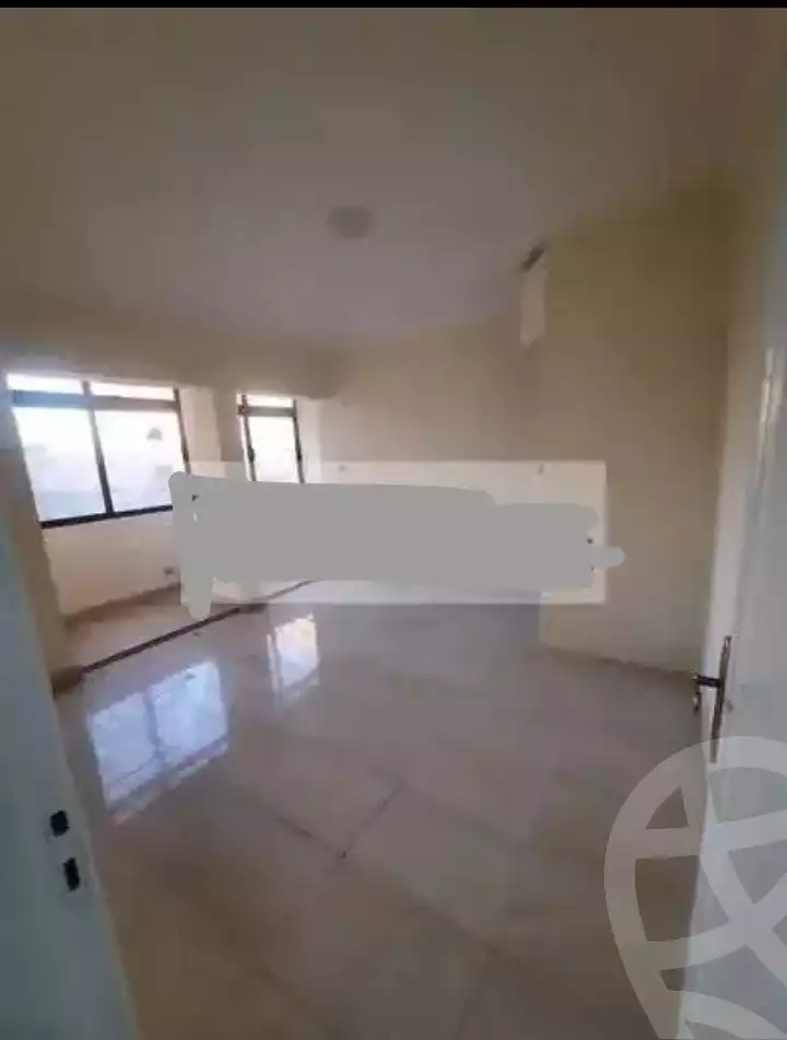https://aqarmap.com.eg/ar/listing/6309601-for-sale-alexandria-zezenia-riad-st