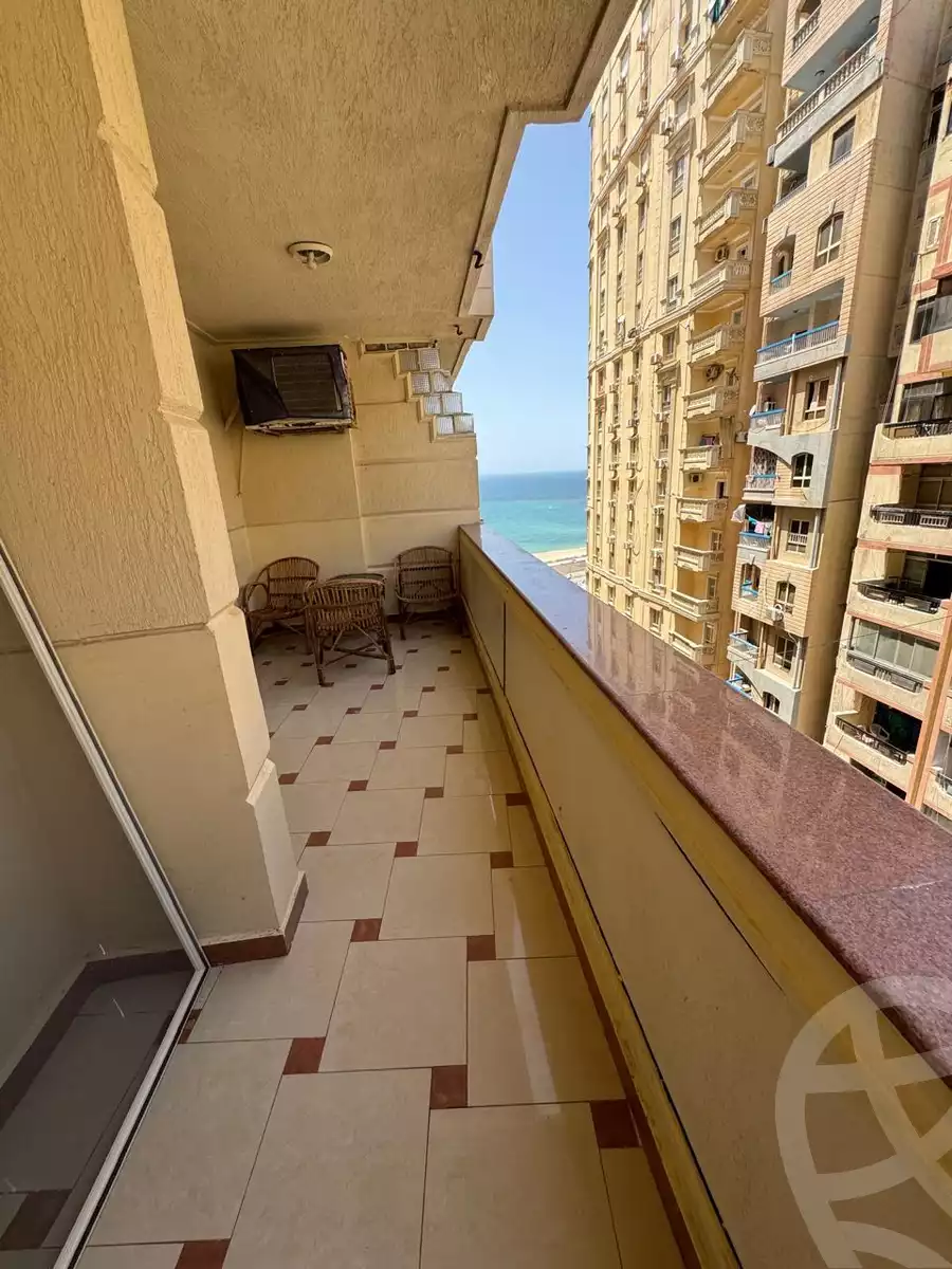 https://aqarmap.com.eg/ar/listing/6310304-for-sale-alexandria-el-mandara-alex-el-mandara-bahri-sidi-kamal-st