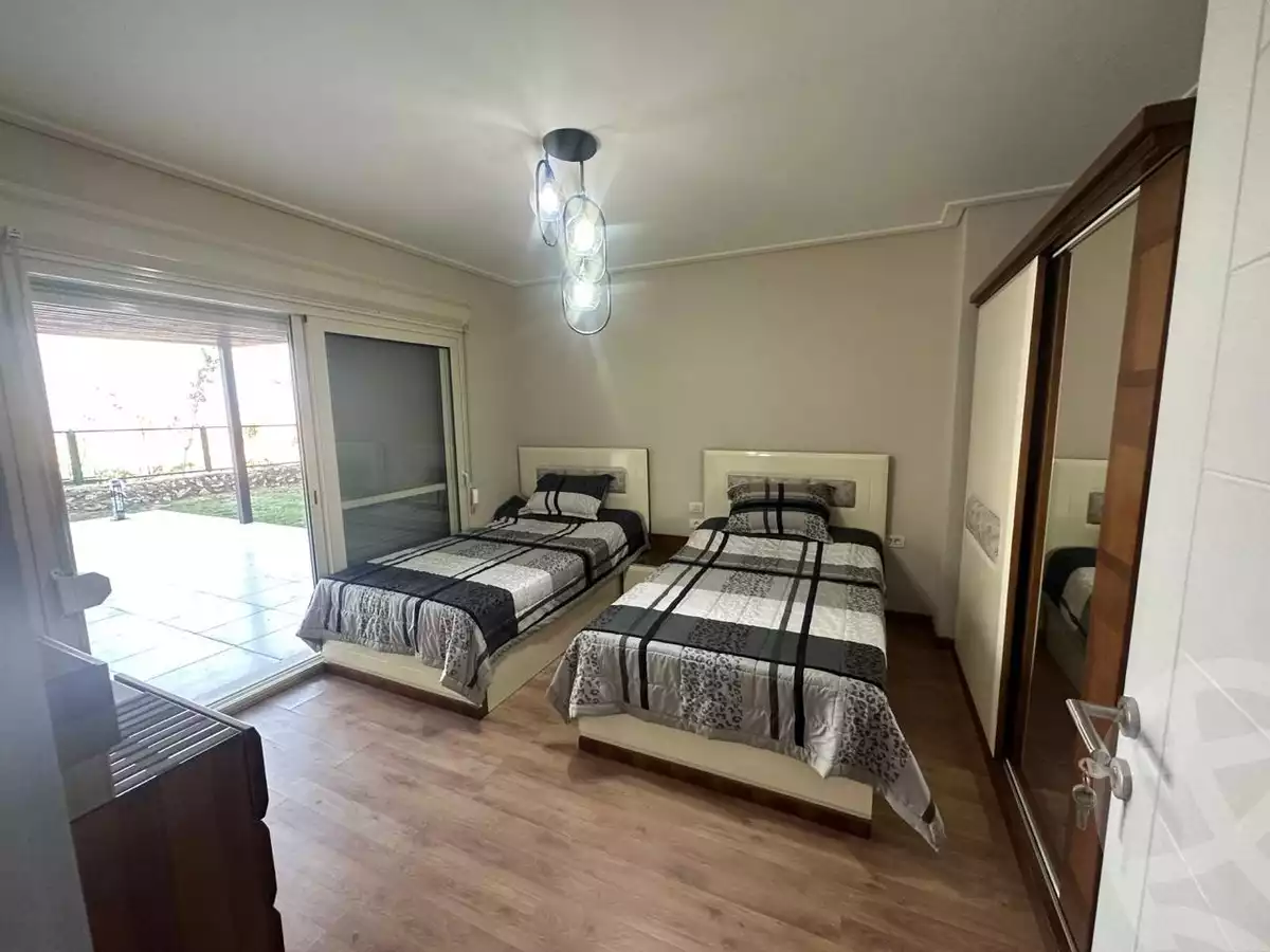 https://aqarmap.com.eg/ar/listing/6311184-for-rent-cairo-6th-of-october-compounds-new-giza-wyst-rydj-ryzydns-nyw-jyz-llttwyr-l-qry