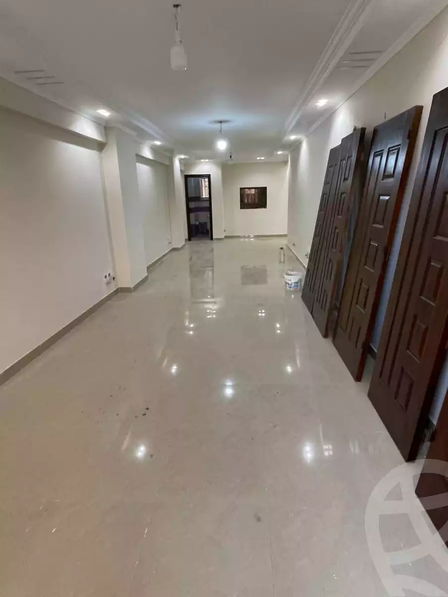https://aqarmap.com.eg/en/listing/6311864-for-sale-alexandria-camp-cesar-port-said-street