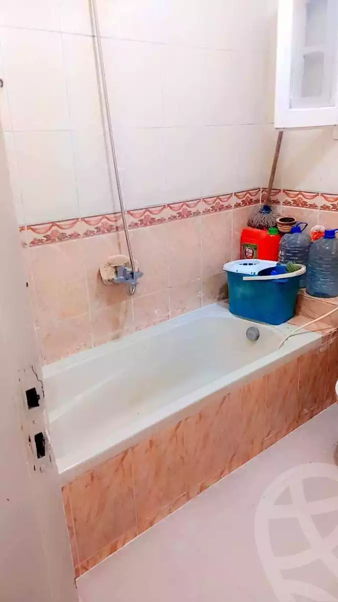 https://aqarmap.com.eg/en/listing/6312386-for-sale-gharbia-tanta-tanta-city-el-moahda-st