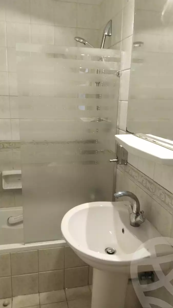 https://aqarmap.com.eg/ar/listing/6312706-for-rent-cairo-mokattam-lhdb-l-ly-manteqt-ganob-s