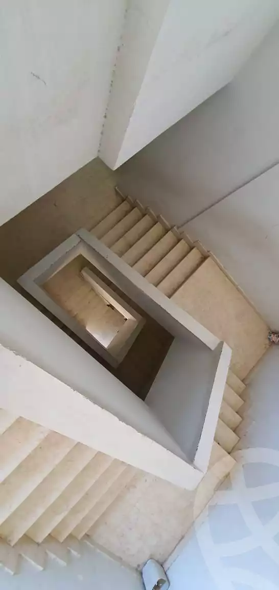 https://aqarmap.com.eg/en/listing/6312725-for-sale-cairo-el-sheikh-zayed-city-alex-cairo-desert-road-kmbwnd-fy-tryq-skndry-lshrwy