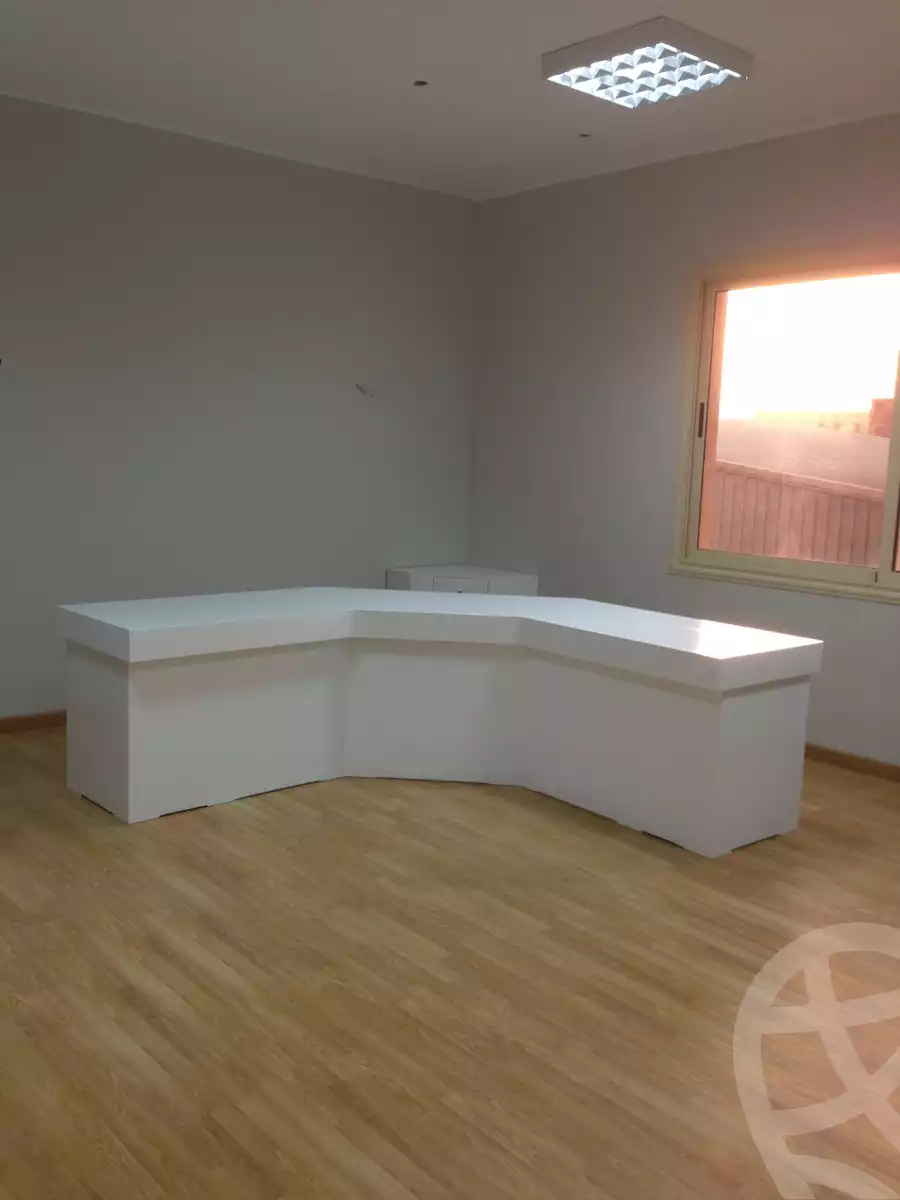 https://aqarmap.com.eg/en/listing/6312725-for-sale-cairo-el-sheikh-zayed-city-alex-cairo-desert-road-kmbwnd-fy-tryq-skndry-lshrwy
