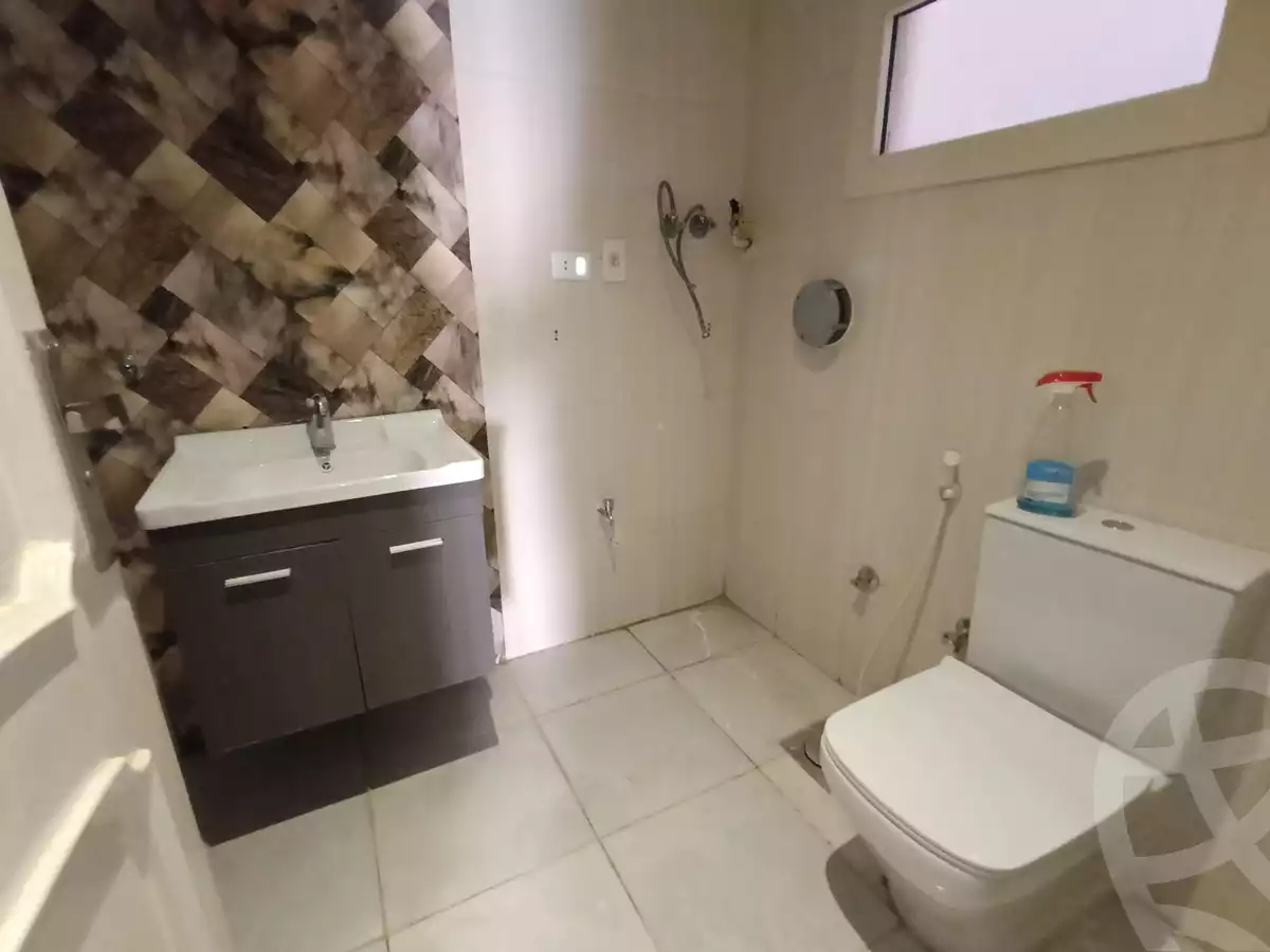 https://aqarmap.com.eg/ar/listing/6313145-for-rent-cairo-new-cairo-ganob-el-akadamiya-south-academy-a-el-shaheed-atef-el-sadat-st