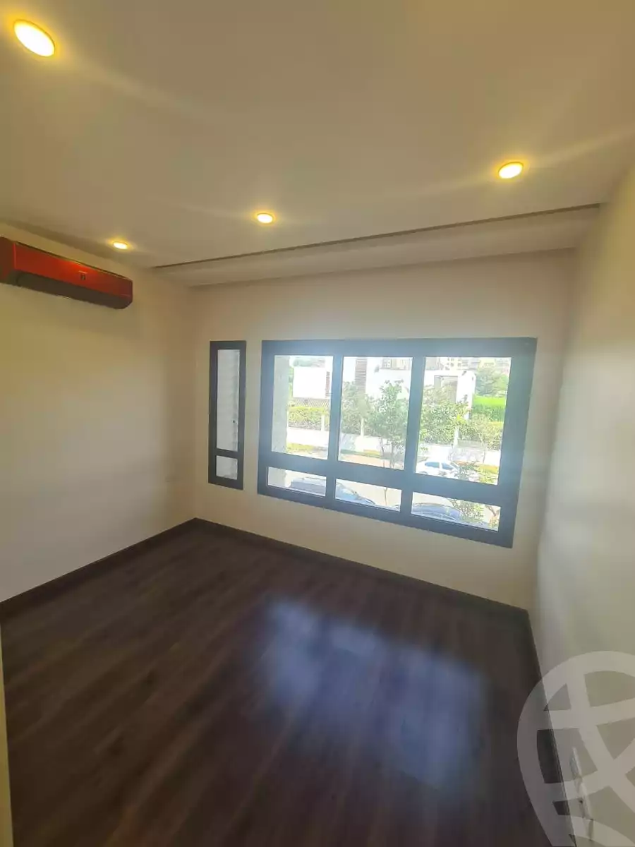 https://aqarmap.com.eg/ar/listing/6313232-for-sale-cairo-el-sheikh-zayed-city-compounds-beverly-hills