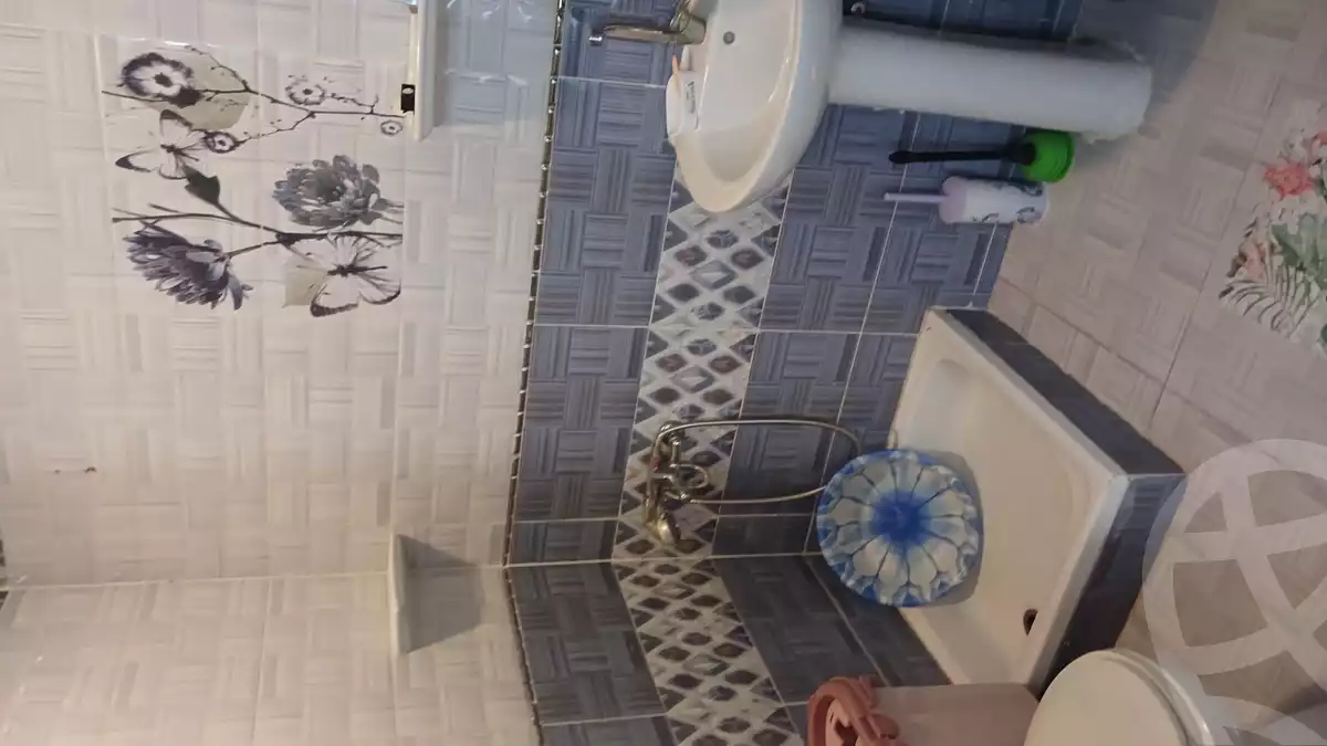 https://aqarmap.com.eg/en/listing/6301861-for-sale-alexandria-miami-45-street