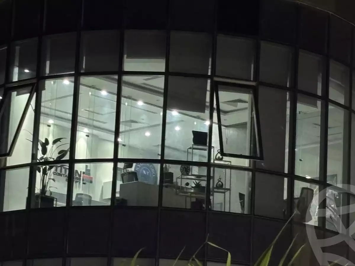 https://aqarmap.com.eg/ar/listing/6313437-for-rent-cairo-new-cairo-compounds-leven-square-mall