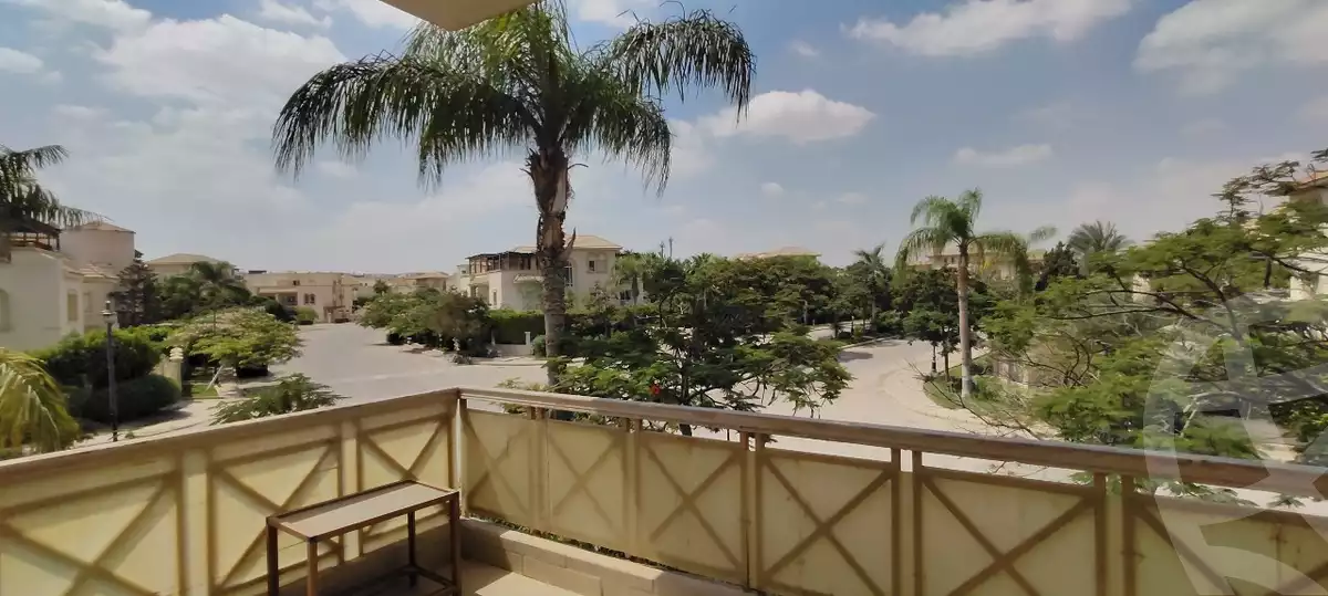 https://aqarmap.com.eg/en/listing/6313823-for-sale-cairo-el-sheikh-zayed-city-compounds-greens