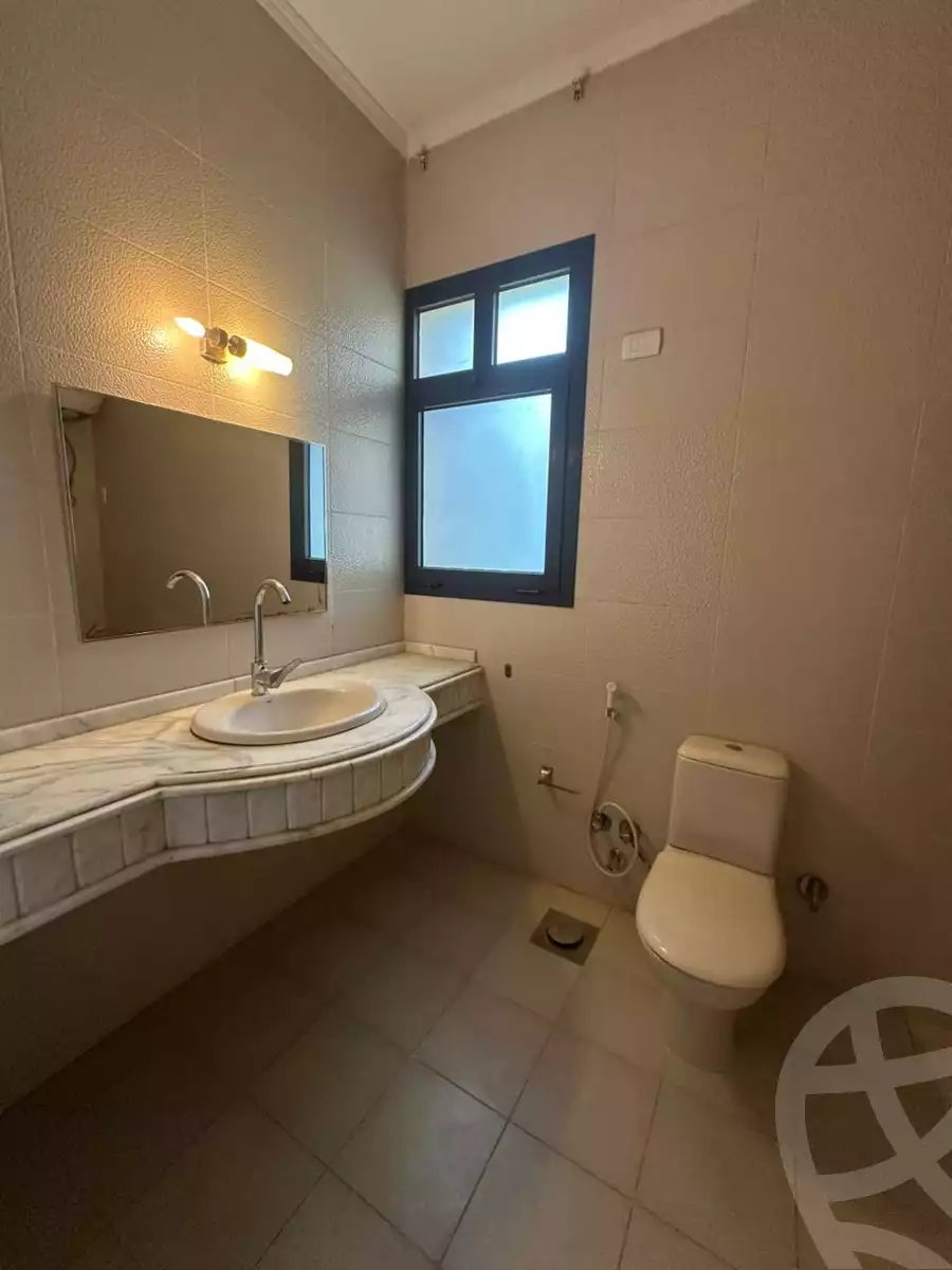 https://aqarmap.com.eg/ar/listing/6313971-for-rent-cairo-el-sheikh-zayed-city-compounds-kmbwnd-wyst-twn-swdyk