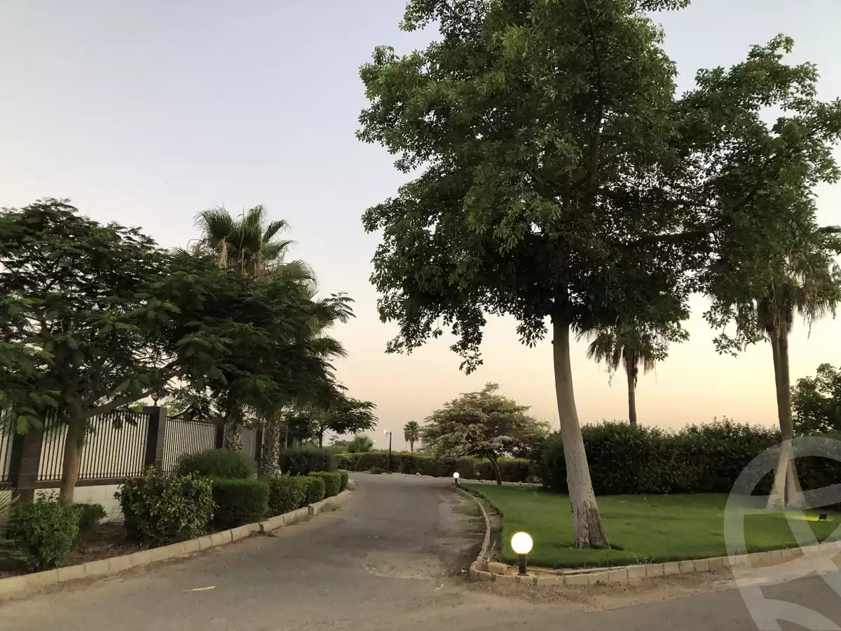 https://aqarmap.com.eg/ar/listing/6314278-for-sale-cairo-el-sheikh-zayed-city-compounds-ofok-1