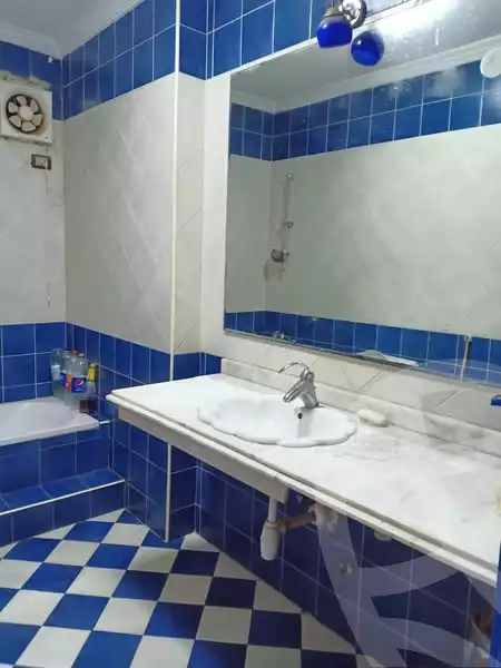 https://aqarmap.com.eg/en/listing/6314422-for-sale-cairo-faisal-kafr-tohormos-queen-nazli-st