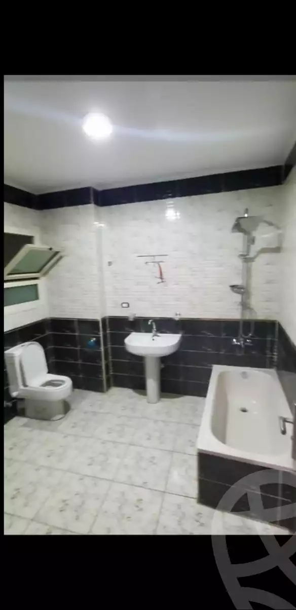 https://aqarmap.com.eg/en/listing/6315519-for-sale-cairo-el-maadi-kornish-el-maadi-brj-thmn