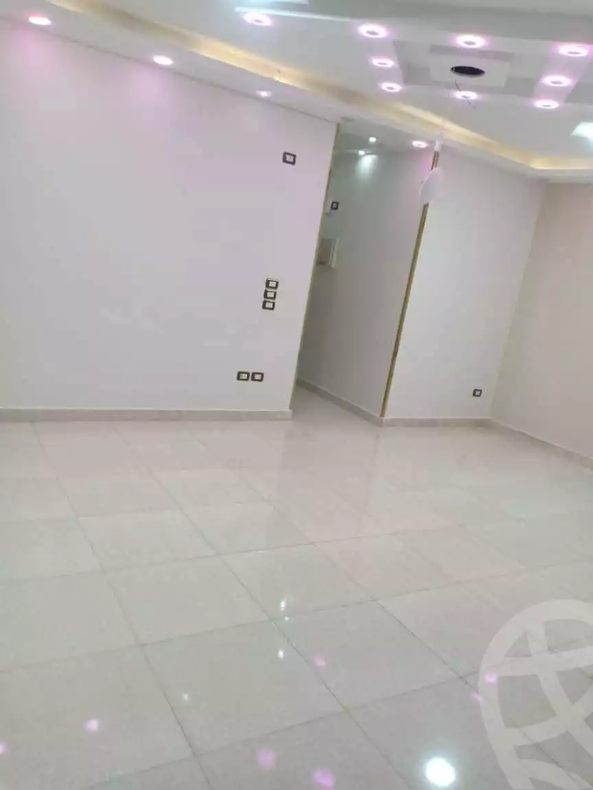 https://aqarmap.com.eg/en/listing/6316000-for-rent-cairo-helwan-hadayek-helwan-el-khashab-canal
