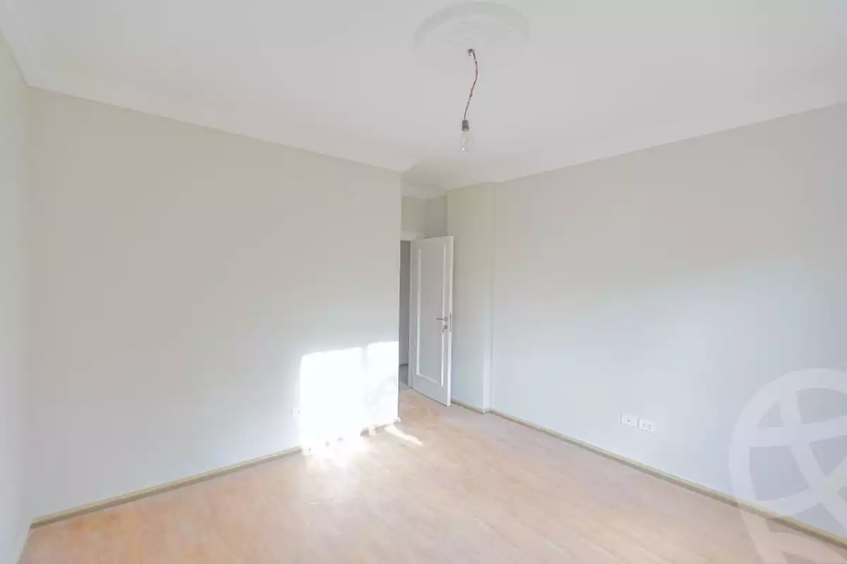 https://aqarmap.com.eg/en/listing/6316013-for-rent-cairo-el-sheikh-zayed-city-compounds-el-karma-1