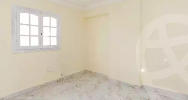 https://aqarmap.com.eg/en/listing/6318828-for-sale-alexandria-ganaklis-shr-mrtdy-bsh