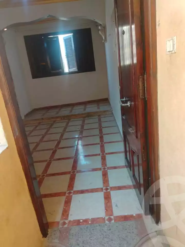 https://aqarmap.com.eg/en/listing/6318913-for-sale-qalyubia-shubra-el-khaima-shubra-el-khaima-city-ahmed-oraby-st