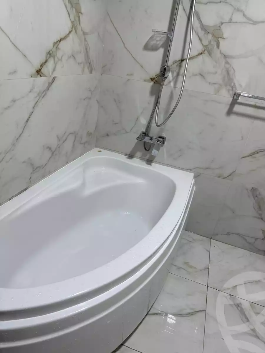 https://aqarmap.com.eg/ar/listing/6320089-for-sale-cairo-el-maadi-compounds-maadi-grand-city