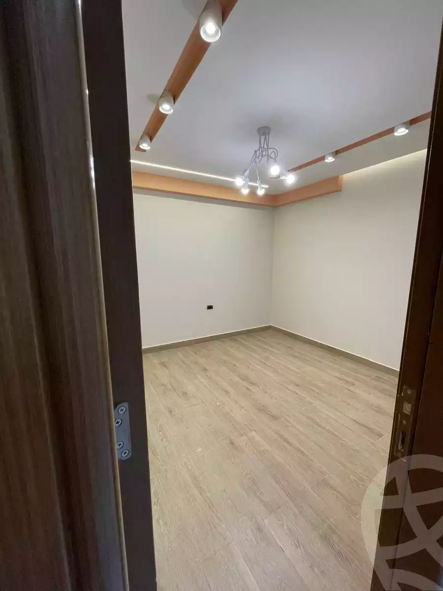 https://aqarmap.com.eg/en/listing/6320478-for-sale-cairo-el-maadi-compounds-maadi-grand-city