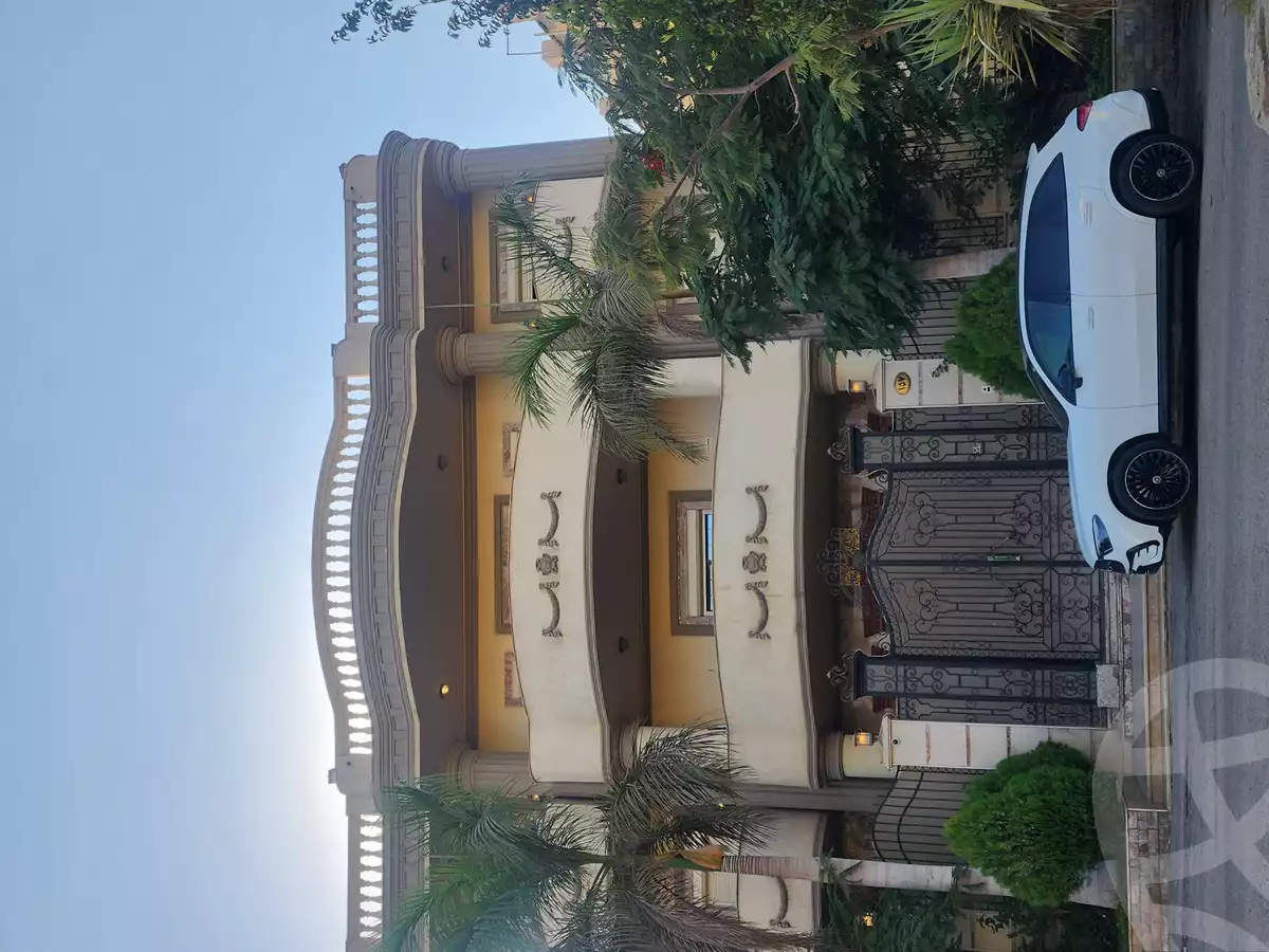 https://aqarmap.com.eg/ar/listing/6321522-for-sale-cairo-new-cairo-el-ahyaa-first-neighborhood-street-1