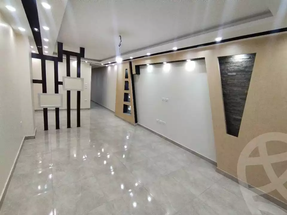 https://aqarmap.com.eg/en/listing/6322776-for-sale-cairo-helwan-hadayek-helwan-el-eshrein-st