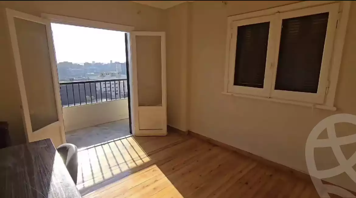 https://aqarmap.com.eg/en/listing/6323193-for-sale-cairo-shoubra-corniche-el-nile-st