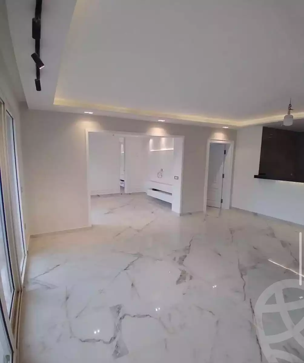 https://aqarmap.com.eg/ar/listing/6326219-for-sale-cairo-new-cairo-compounds-mwntn-fyw-y-syty-club-park-mountain-view-icity