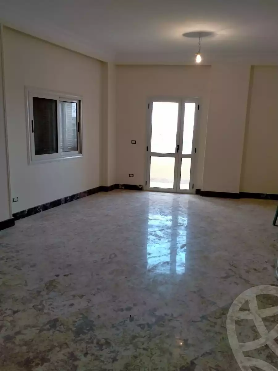 https://aqarmap.com.eg/en/listing/6326722-for-sale-cairo-el-sheikh-zayed-city-el-hay-elsabeaa-lhy-lsb