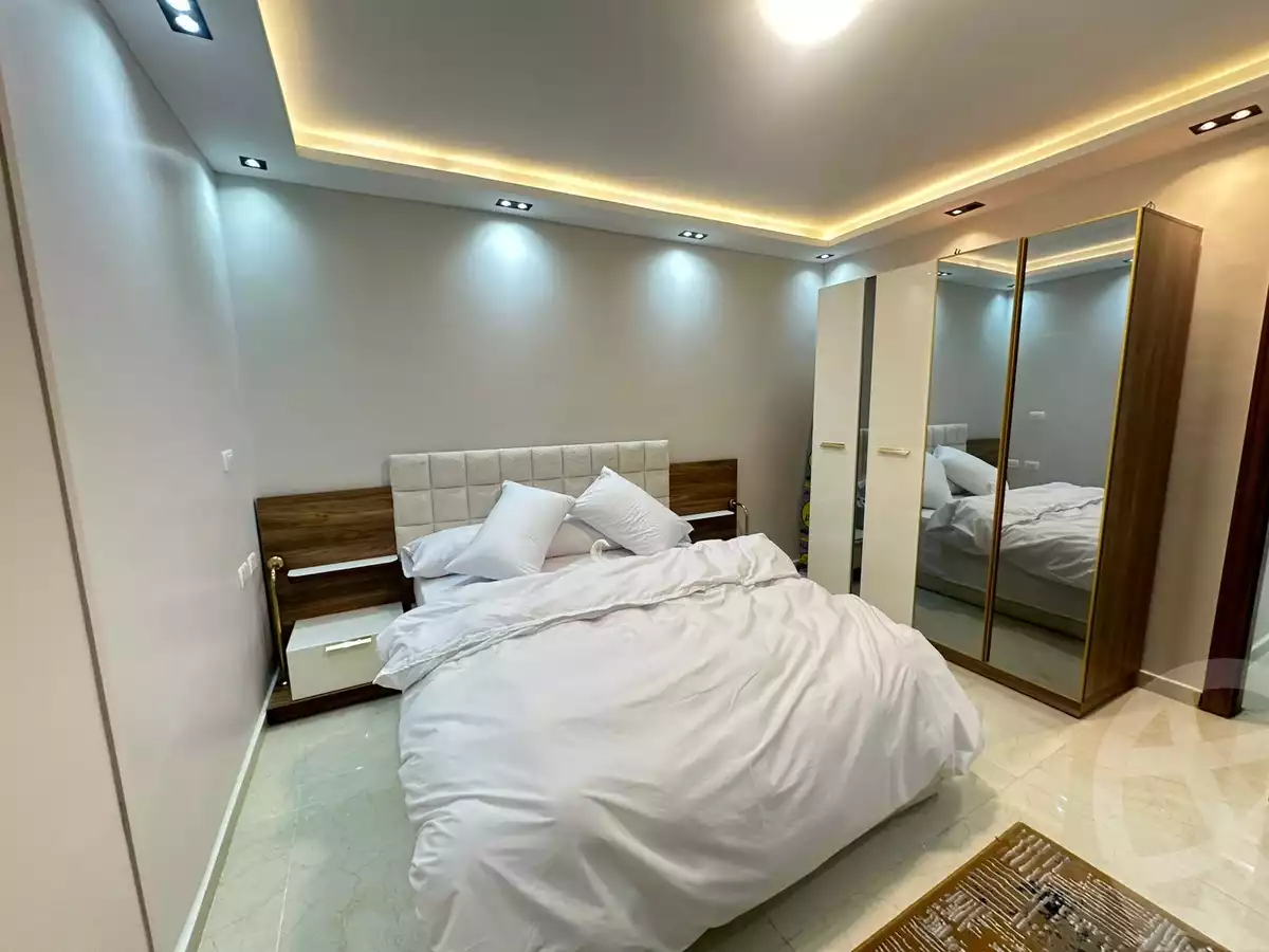 https://aqarmap.com.eg/ar/listing/6327333-for-rent-cairo-manial-manial-st