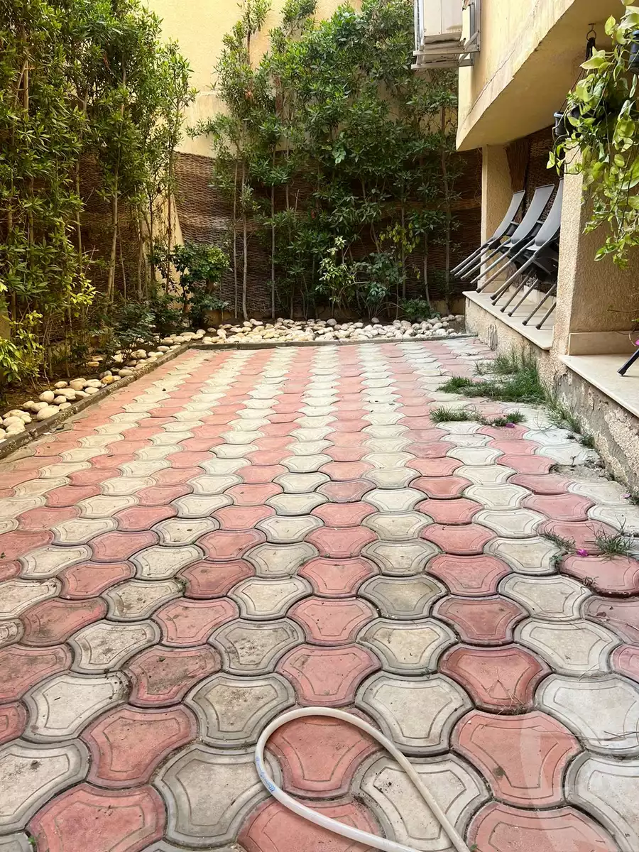 https://aqarmap.com.eg/ar/listing/6327436-for-sale-cairo-el-sheikh-zayed-city-el-hay-elsabeaa-lbstn