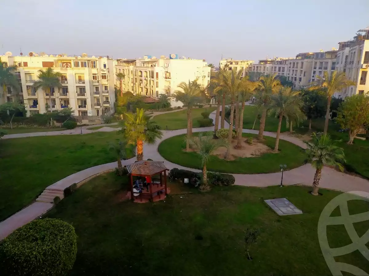 https://aqarmap.com.eg/en/listing/6327591-for-sale-cairo-el-sheikh-zayed-city-compounds-hadayek-el-mohandiseen