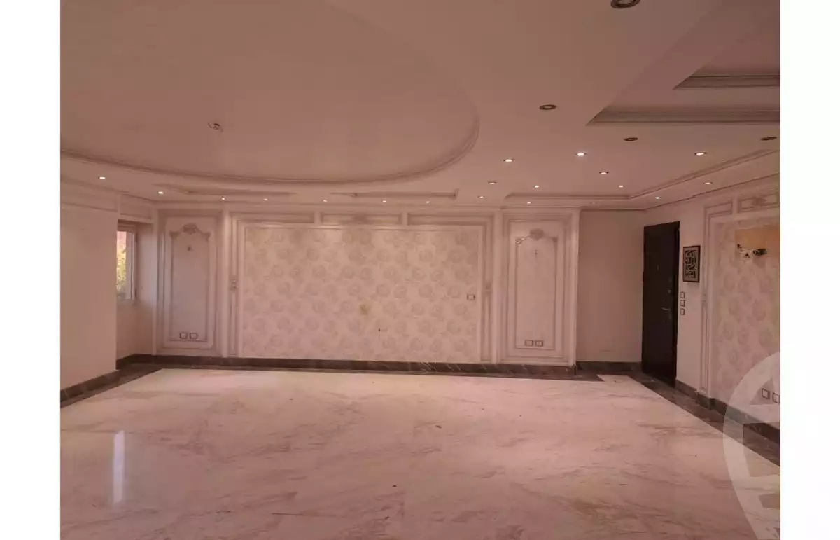 https://aqarmap.com.eg/en/listing/6327962-for-sale-cairo-el-sheikh-zayed-city-compounds-continental-gardens