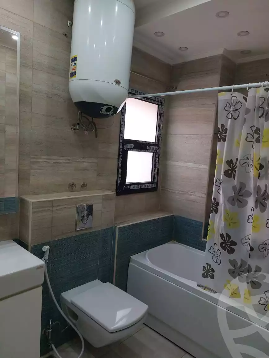 https://aqarmap.com.eg/ar/listing/6330622-for-rent-cairo-el-sheikh-zayed-city-compounds-kmbwnd-wyst-twn-swdyk