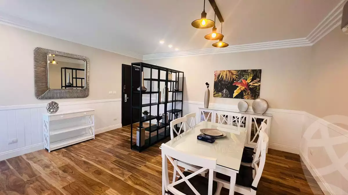 https://aqarmap.com.eg/en/listing/6331061-for-rent-cairo-el-sheikh-zayed-city-compounds-kmbwnd-wyst-twn-swdyk