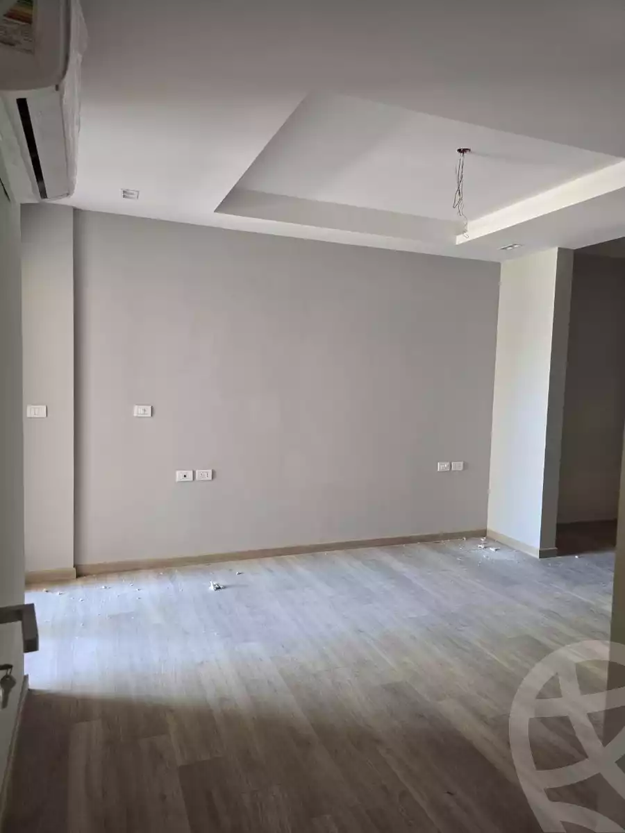 https://aqarmap.com.eg/ar/listing/6331602-for-rent-cairo-el-sheikh-zayed-city-compounds-kmbwnd-fyldj-wyst-dr-llttwyr