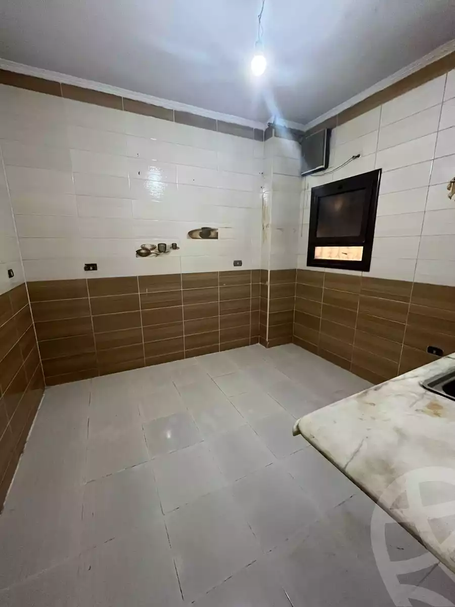 https://aqarmap.com.eg/ar/listing/6331148-for-sale-cairo-new-cairo-south-investors-mohammed-nagib-axis-st