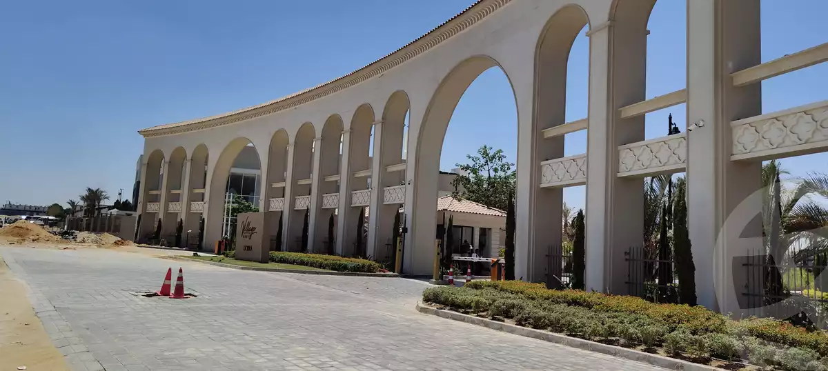 https://aqarmap.com.eg/en/listing/6332008-for-sale-cairo-el-sheikh-zayed-city-compounds-kmbwnd-fyldj-wyst-dr-llttwyr