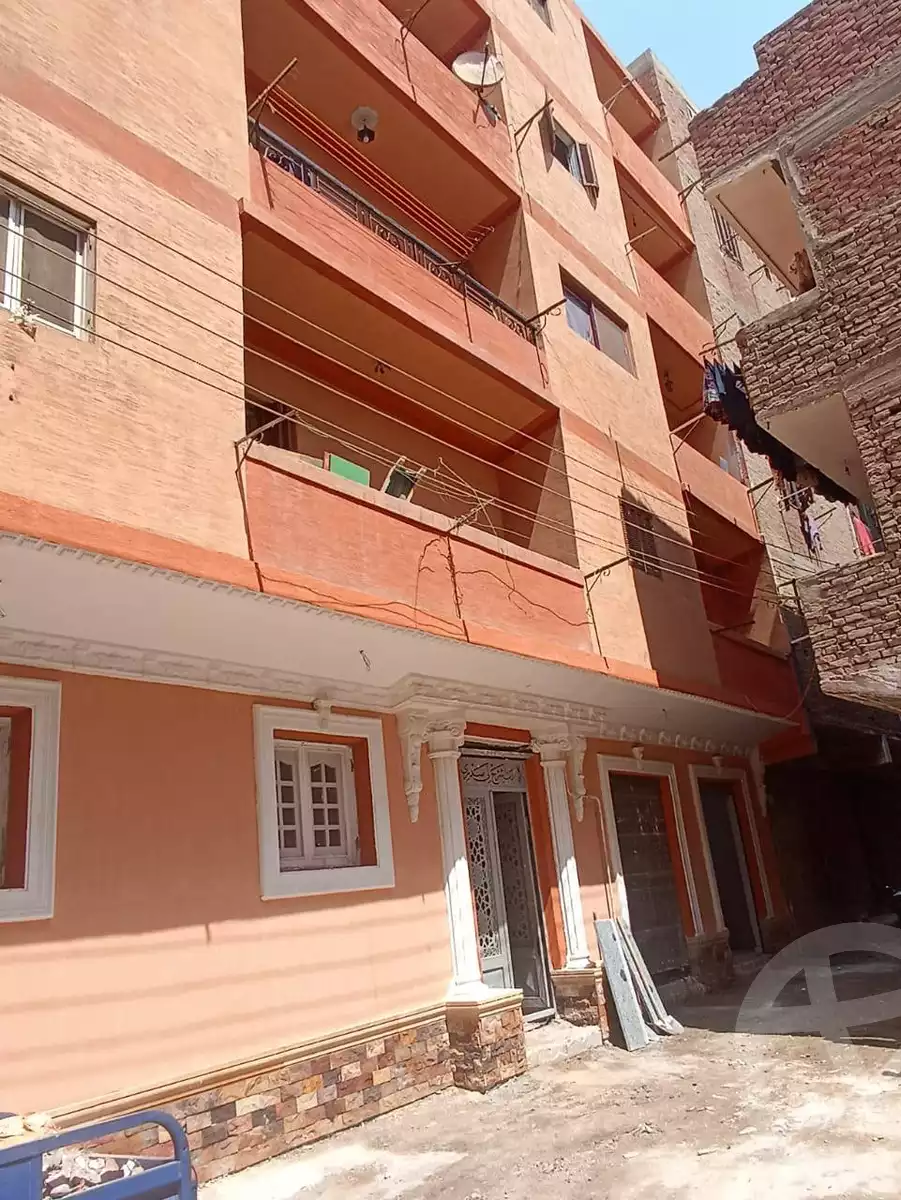 https://aqarmap.com.eg/ar/listing/6332155-for-sale-qalyubia-qlioub-blqs
