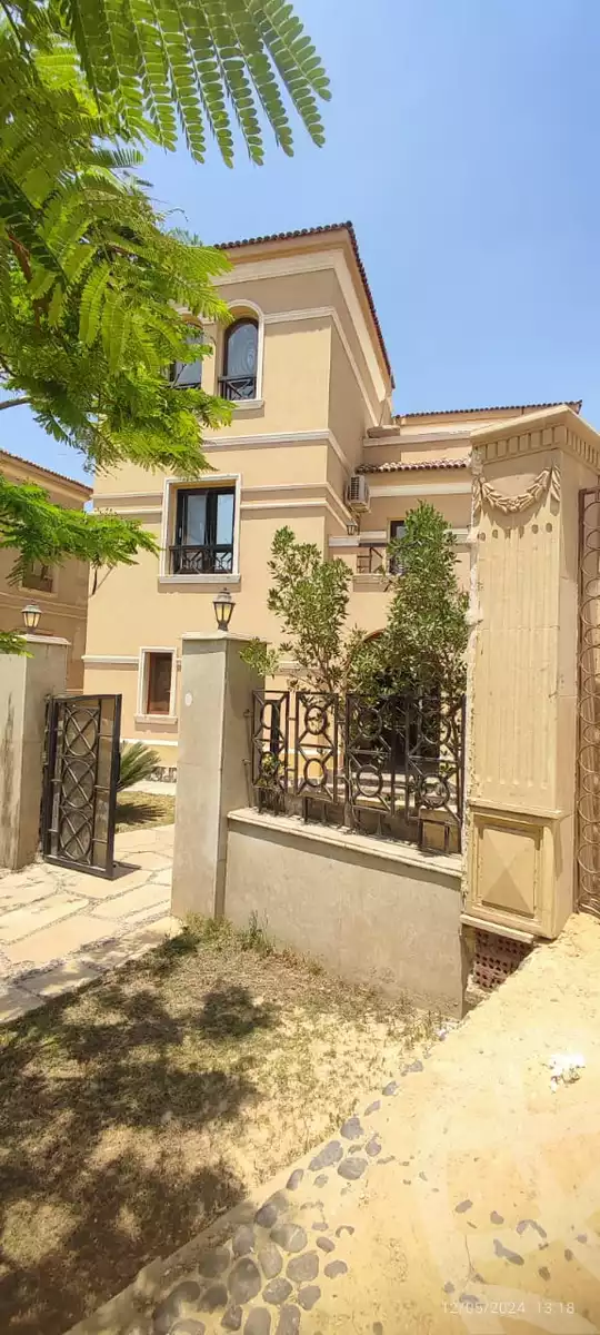 https://aqarmap.com.eg/ar/listing/6332280-for-sale-cairo-new-cairo-compounds-grand-residence-al-ahly-sabbour