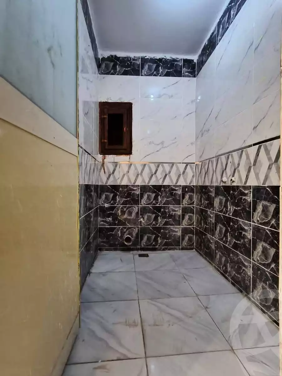 https://aqarmap.com.eg/ar/listing/6332541-for-sale-qalyubia-shubra-el-khaima-shubra-el-khaima-city-ahmed-oraby-st