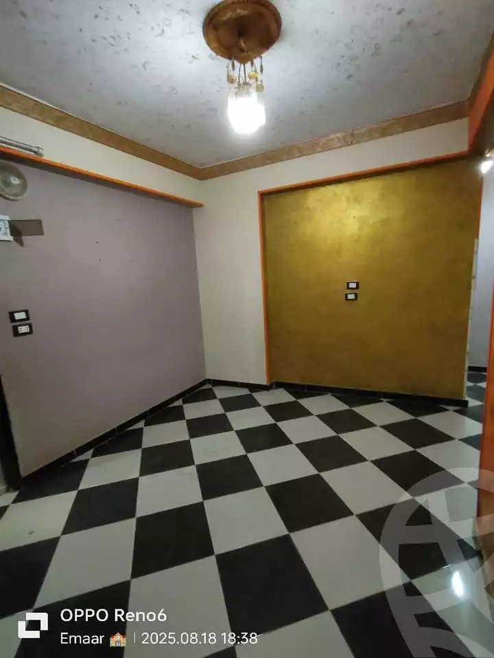 https://aqarmap.com.eg/ar/listing/6333963-for-sale-qalyubia-shubra-el-khaima-om-bayoumi