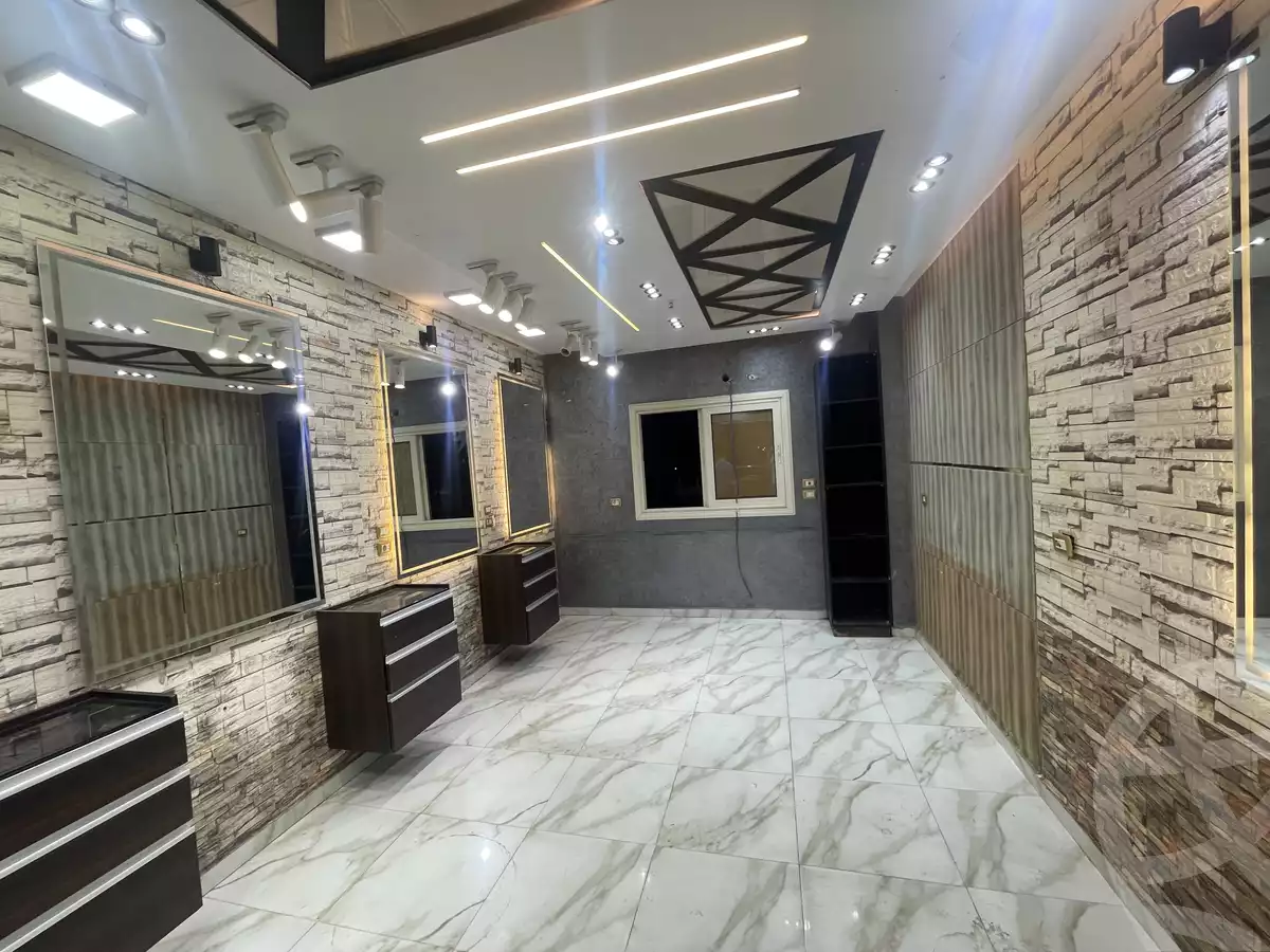 https://aqarmap.com.eg/ar/listing/6334110-for-rent-cairo-al-oubour-l-bwr-ljdyd-hy-lhry-el-horeya-mall-meamar-el-ashraf