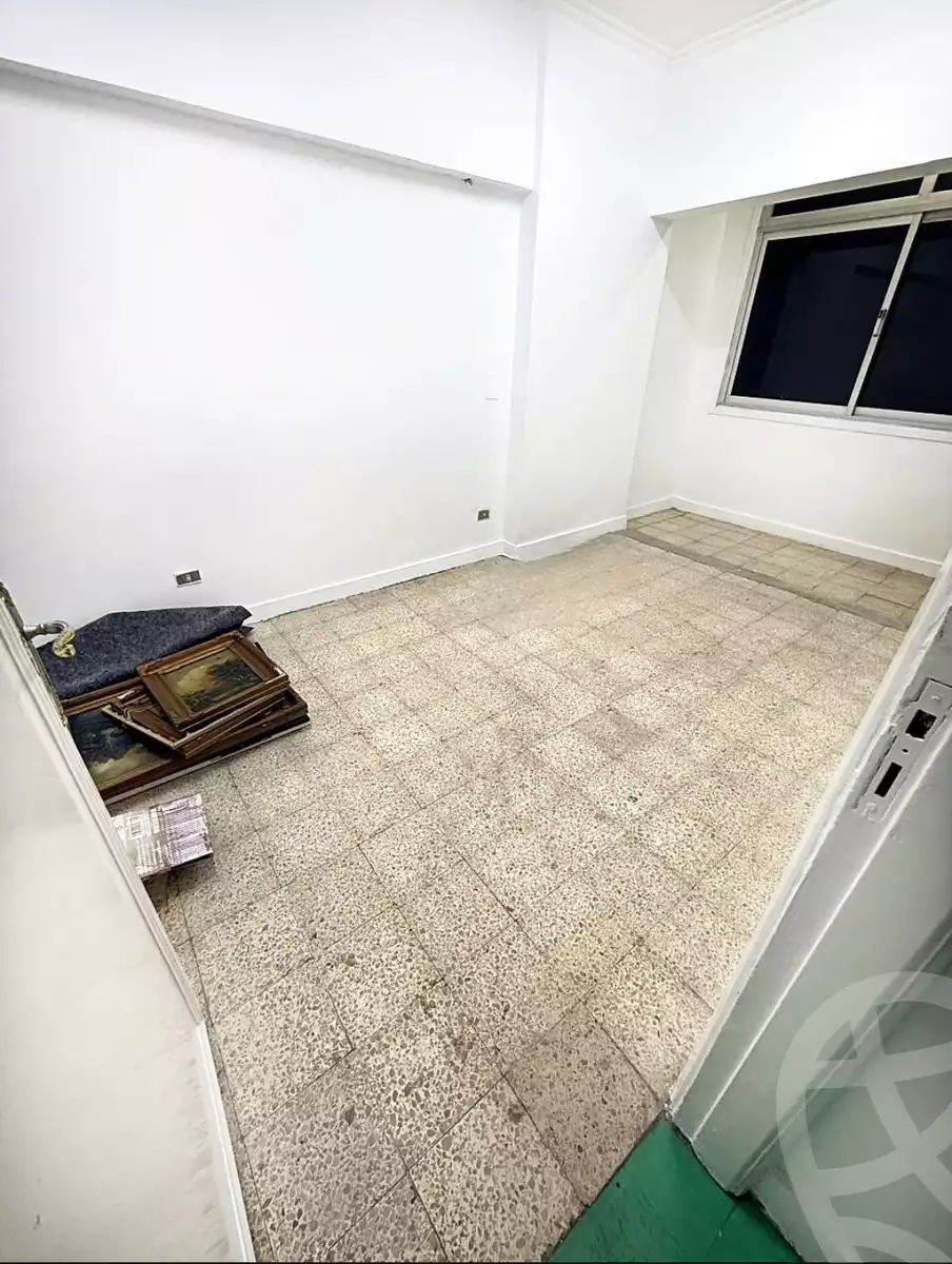 https://aqarmap.com.eg/en/listing/6334842-for-rent-alexandria-roshdy-roushdy-st