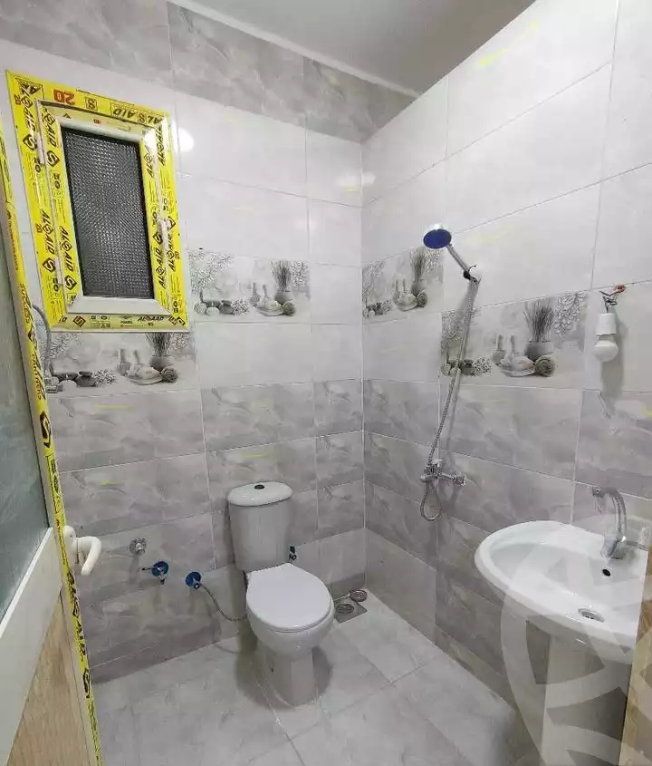 https://aqarmap.com.eg/en/listing/6336774-for-sale-qalyubia-shubra-el-khaima-om-bayoumi