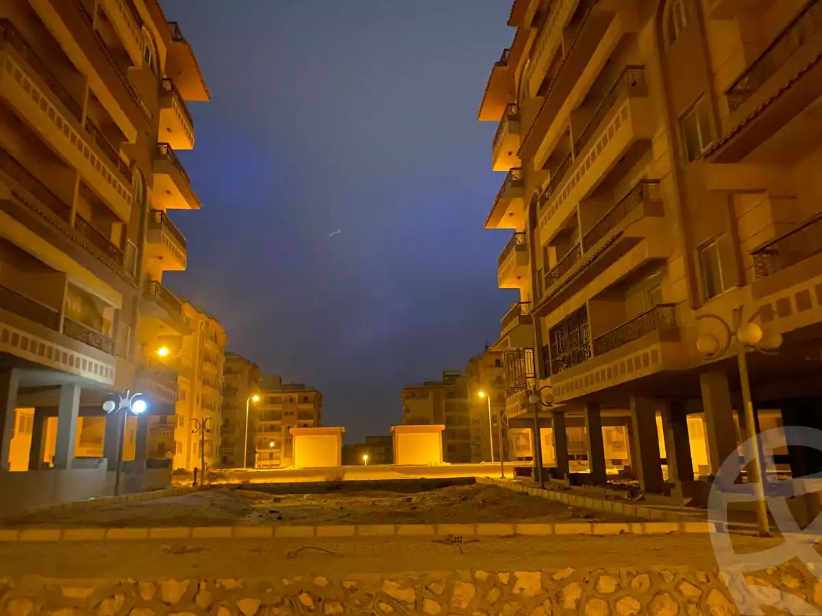 https://aqarmap.com.eg/ar/listing/5718993-for-sale-cairo-new-cairo-compounds-bankers-compound