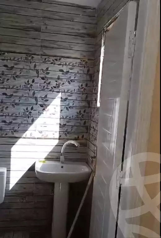 https://aqarmap.com.eg/en/listing/6336885-for-sale-cairo-helwan-hadayek-helwan-el-khashab-canal