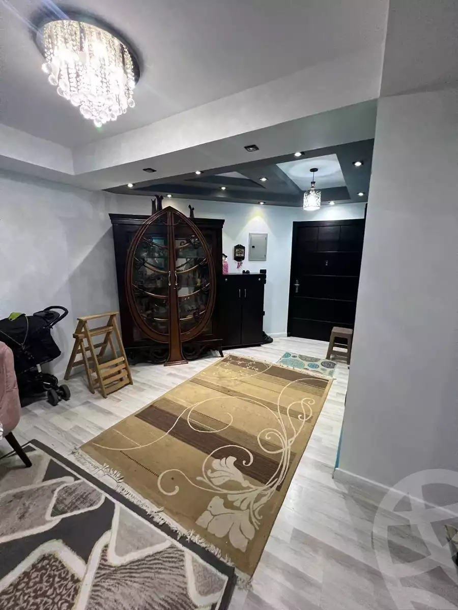 https://aqarmap.com.eg/en/listing/6336994-for-sale-cairo-helwan-helwan-el-sharkeya-abd-el-rahman-pasha-st